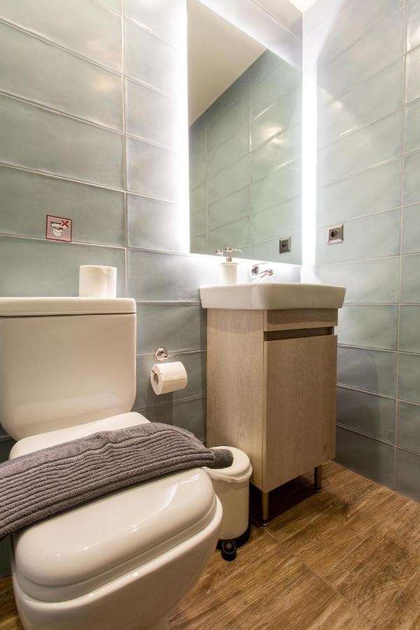 Leone Suites Thessaloníki Exteriör bild